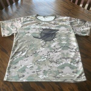 Miami Dolphins shirt